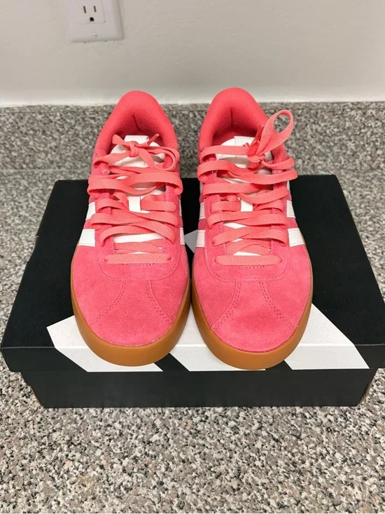 Pink Adidas VL Court 3.0 - Picture 2 of 4